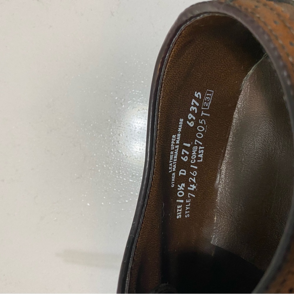 Men’s Vintage Florsheim Wing-Tip shoes size 10.5 D - Picture 3 of 5